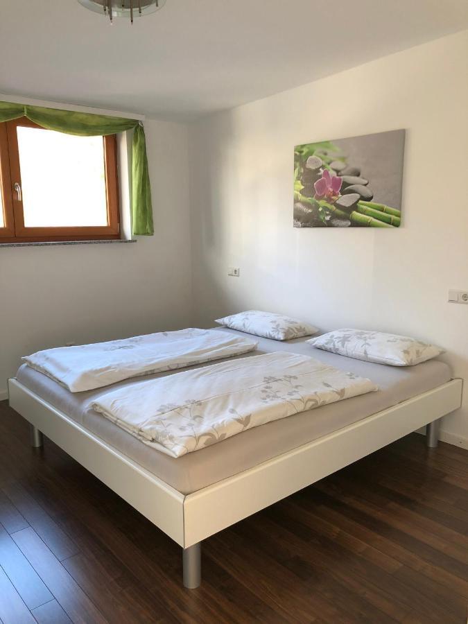 דירות קרסברון אם בודנזי Haus Lauria מראה חיצוני תמונה